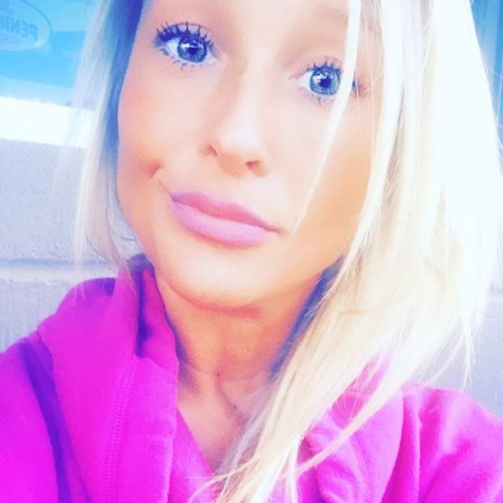 Meet your Posher, Carrie